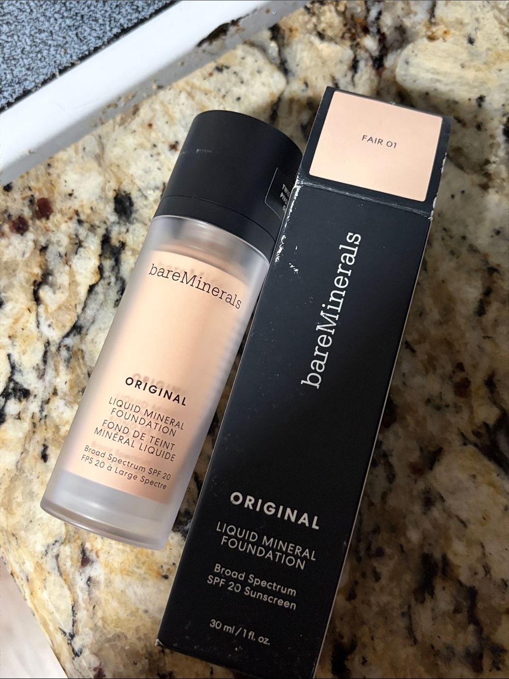 💕🫢Bareminerals Original Liquid Mineral Foundation - Fair 01